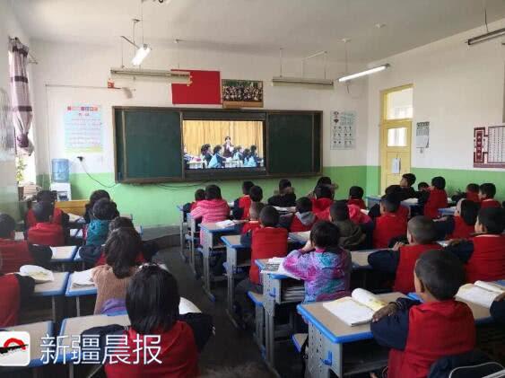 和田市小学领导团队引领未来教育新篇章启航